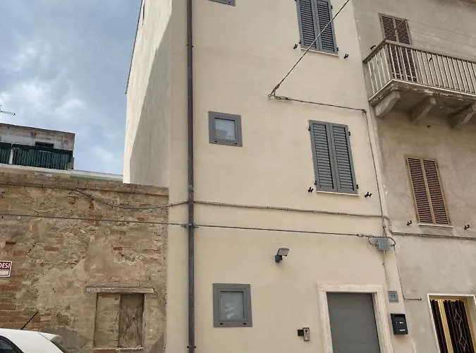 #civico53 公寓 圣贝内代托-德尔特龙托